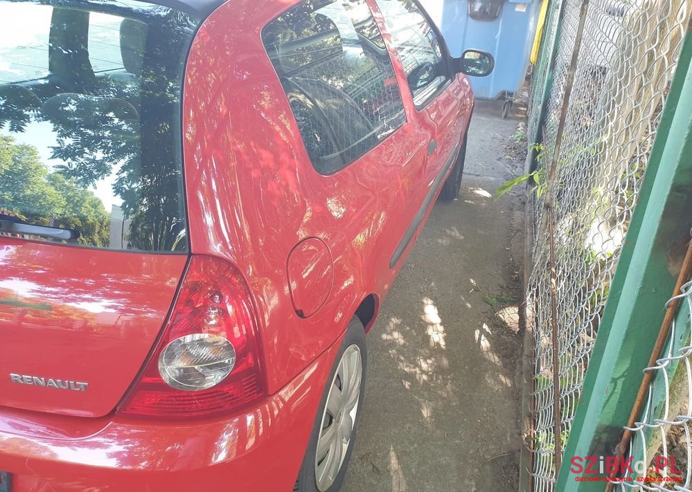 2007' Renault Clio 1.2 Campus Access photo #5