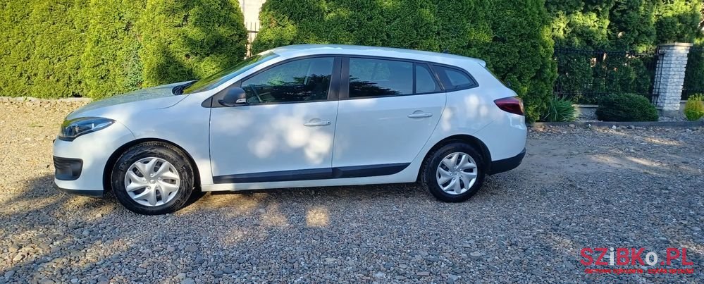 2014' Renault Megane photo #6