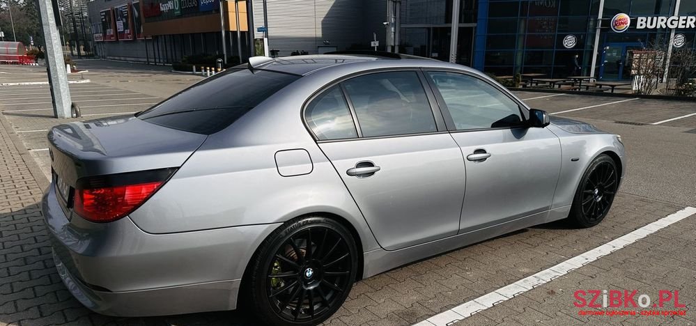 2004' BMW 5 Series 525D photo #4