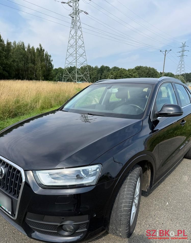 2012' Audi Q3 photo #2