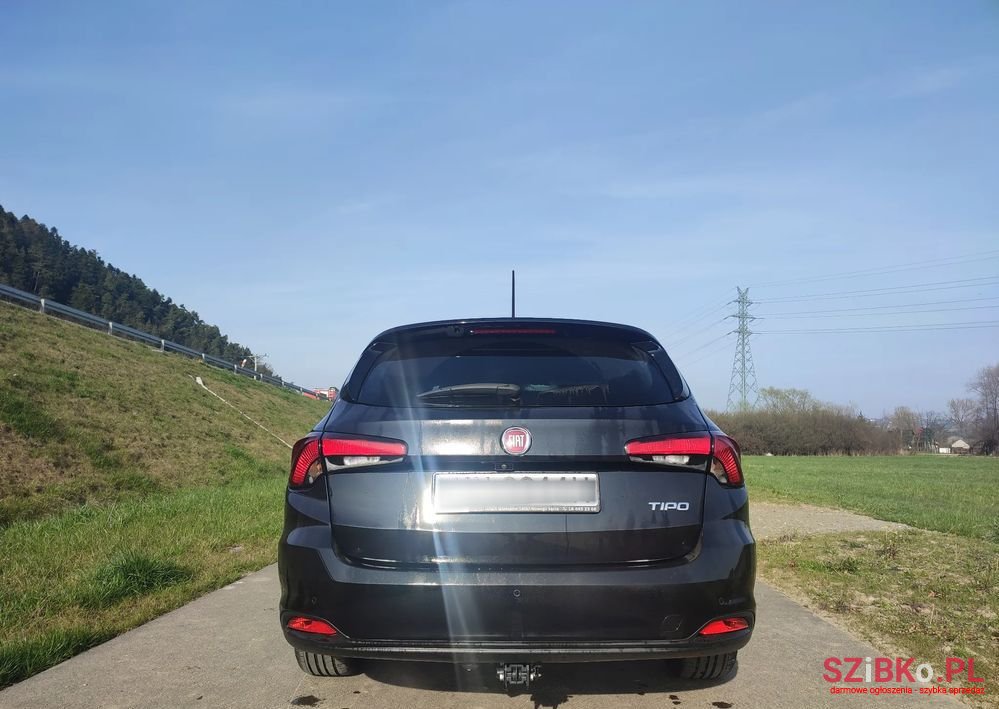 2020' Fiat Tipo photo #6