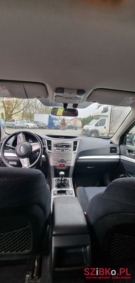 2011' Subaru Outback 2.0D Comfort photo #6