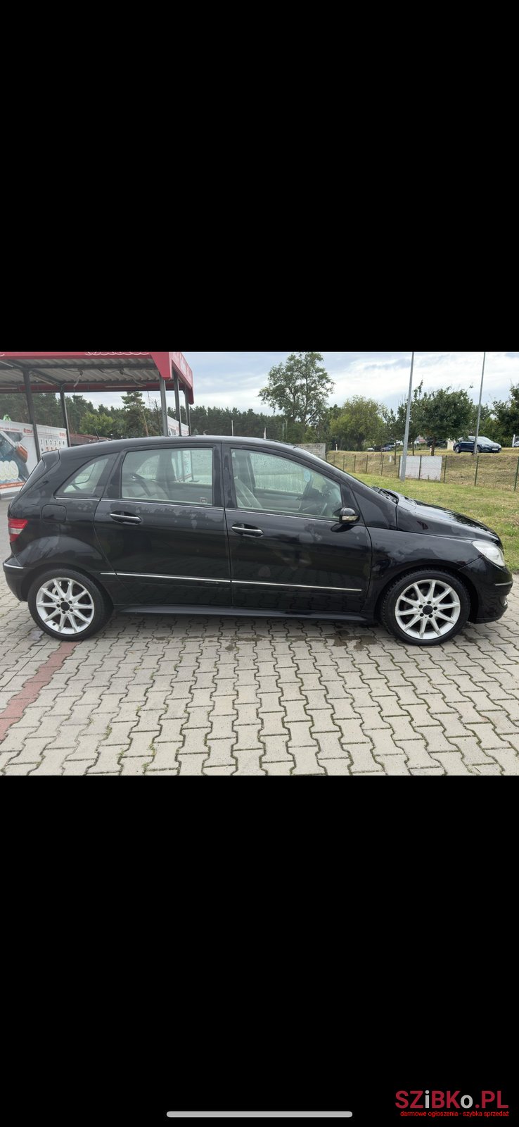 2008' Mercedes-Benz 180 photo #1