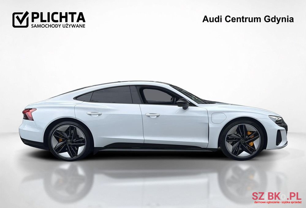 2023' Audi e-tron GT photo #6