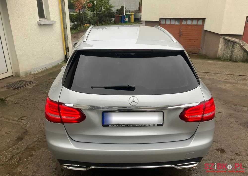 2017' Mercedes-Benz C-Class photo #6