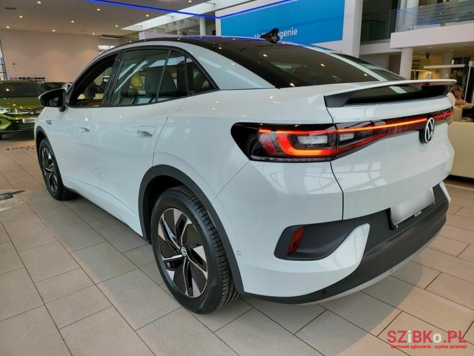 2022' Volkswagen ID.5 photo #2