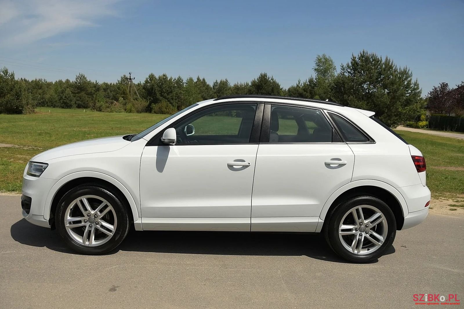2013' Audi Q3 photo #6
