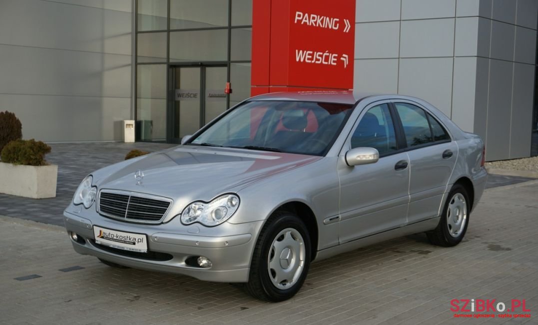 2003' Mercedes-Benz Klasa C photo #1
