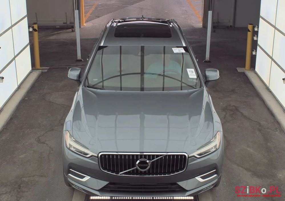 2021' Volvo Xc 60 T5 Awd Inscription photo #6