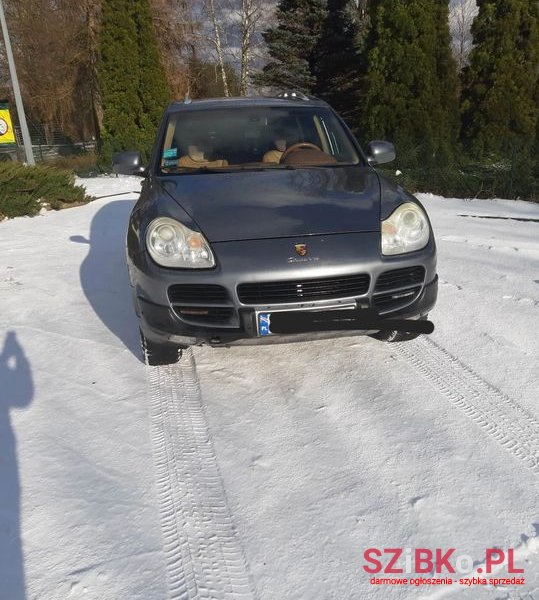 2005' Porsche Cayenne photo #1