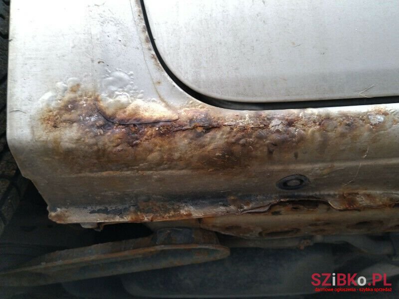 2004' Nissan Quest photo #5