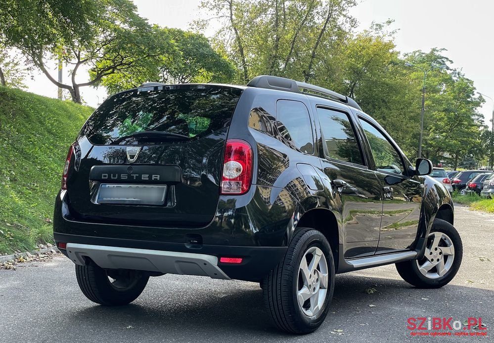 2011' Dacia Duster 1.6 Laureate photo #2