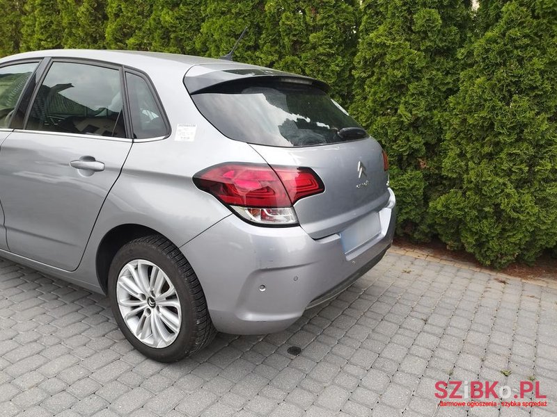 2017' Citroen C4 photo #5