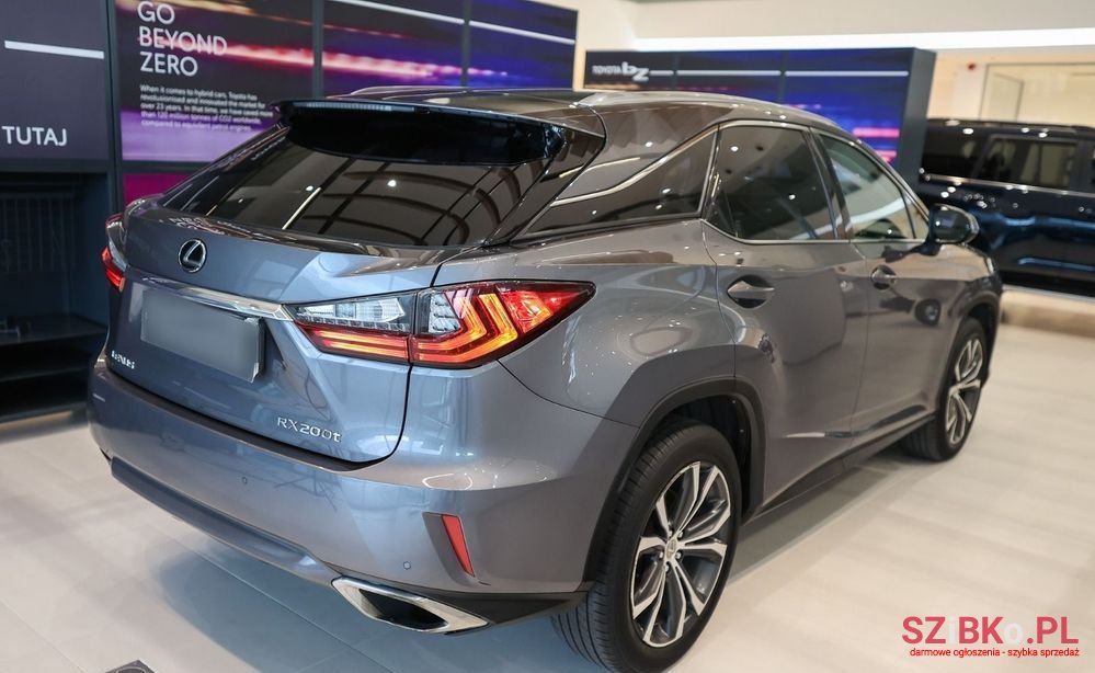 2016' Lexus RX photo #3