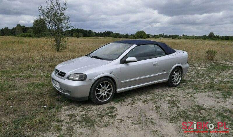 2001' Opel Astra photo #1