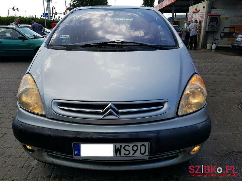 2001' Citroen Xsara Picasso photo #5