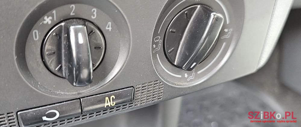 2004' Skoda Fabia 1.2 12V Comfort photo #6