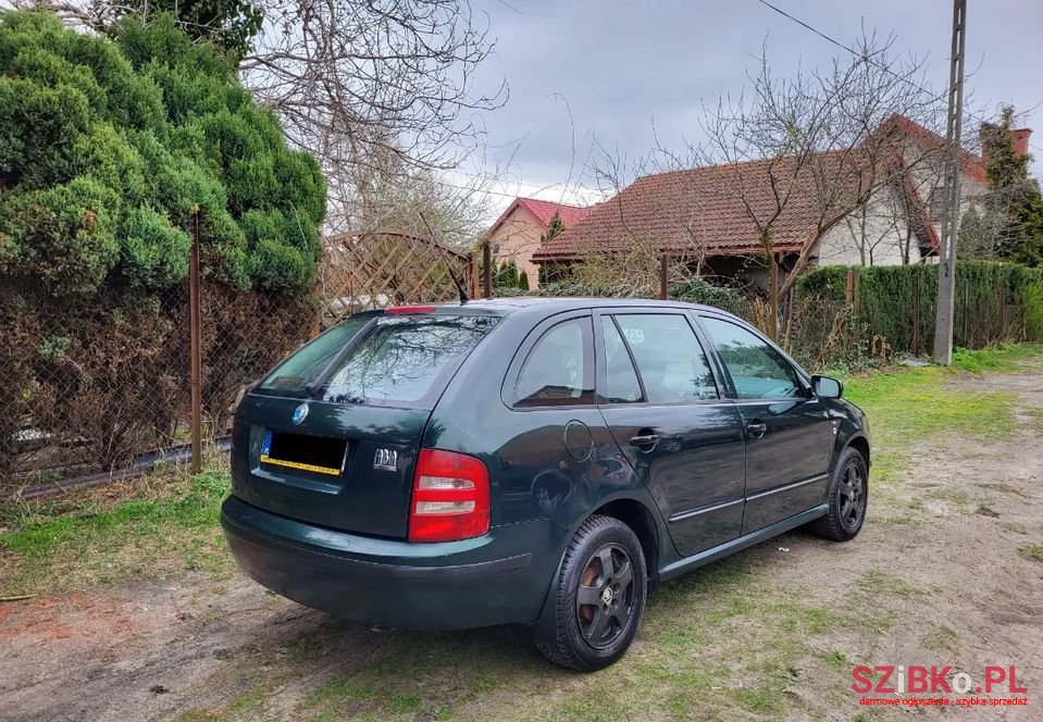 2003' Skoda Fabia photo #3