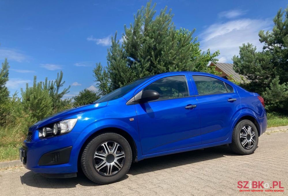 2011' Chevrolet Aveo 1.2 Lt+ photo #3