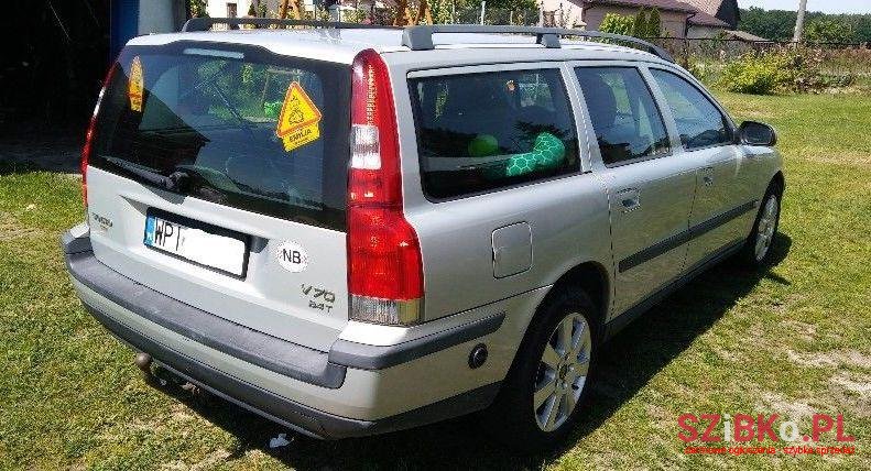 2000' Volvo V70 photo #1