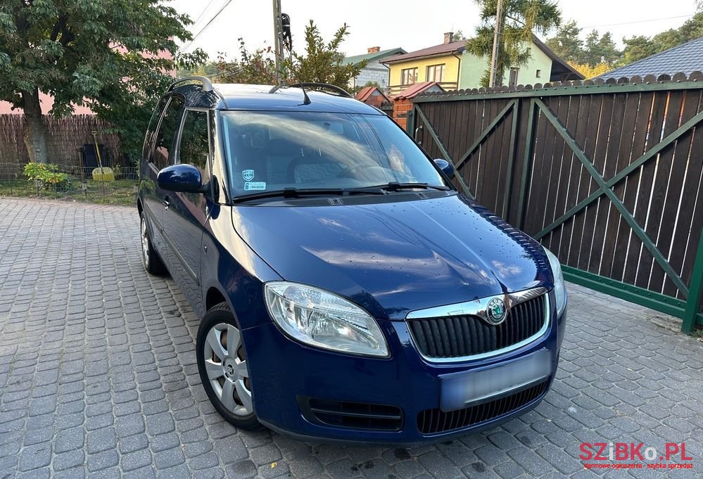 2009' Skoda Roomster photo #1
