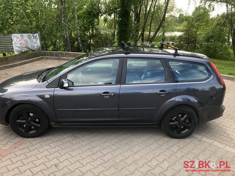 2007' Ford Focus 1.8 Tdci Ghia photo #2