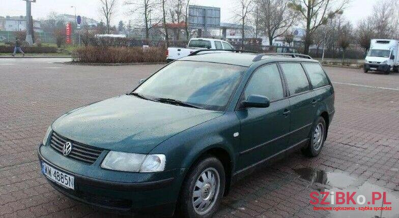 2000' Volkswagen Passat photo #1