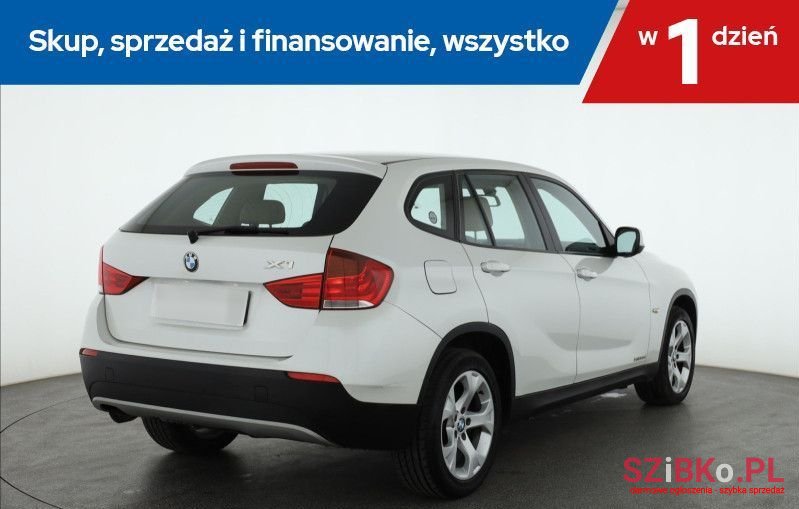 2011' BMW X1 photo #5