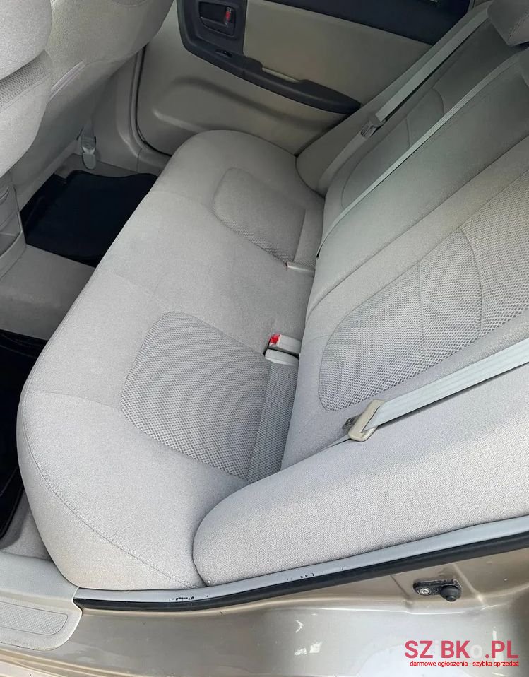2005' Kia Cerato photo #6