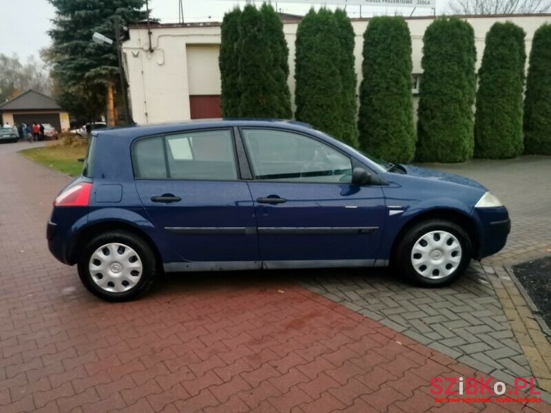 2004' Renault Megane photo #4