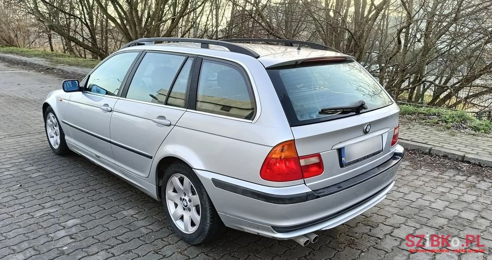 2001' BMW 3 Series 320I photo #1