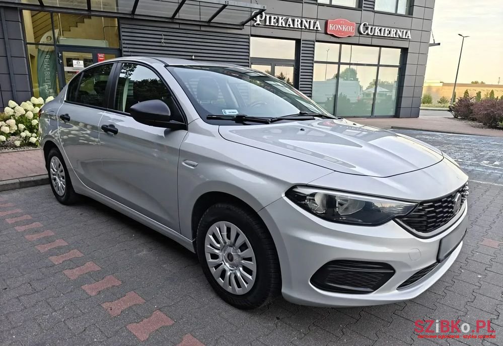 2020' Fiat Tipo 1.4 Classic photo #2