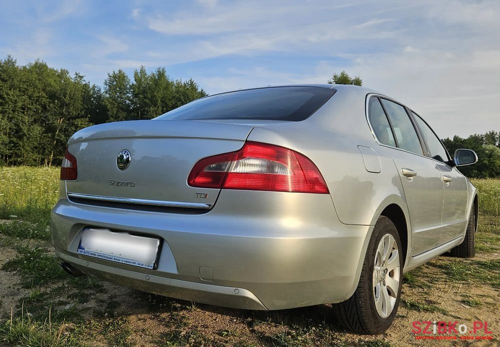 2013' Skoda Superb 2.0 Tdi Ambition photo #6