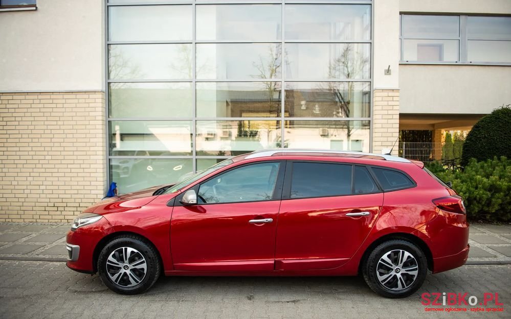 2014' Renault Megane photo #3