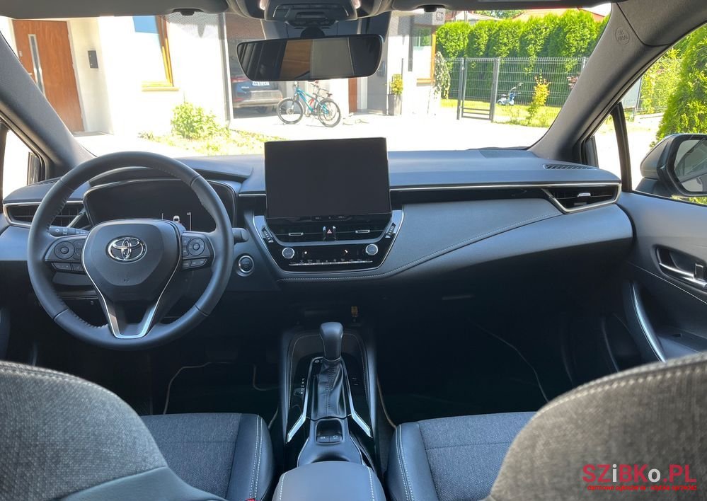 2023' Toyota Corolla photo #6