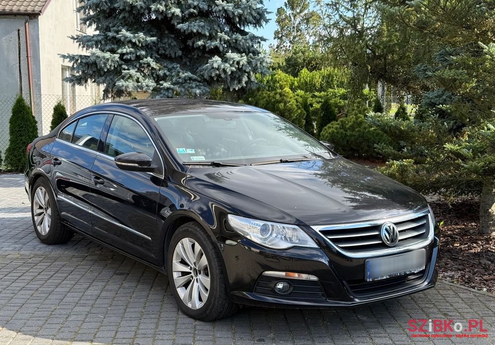 2009' Volkswagen Passat 1.8 Tsi Highline photo #1