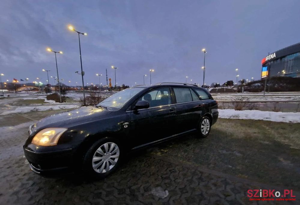 2006' Toyota Avensis 2.2 D-4D Sol photo #4