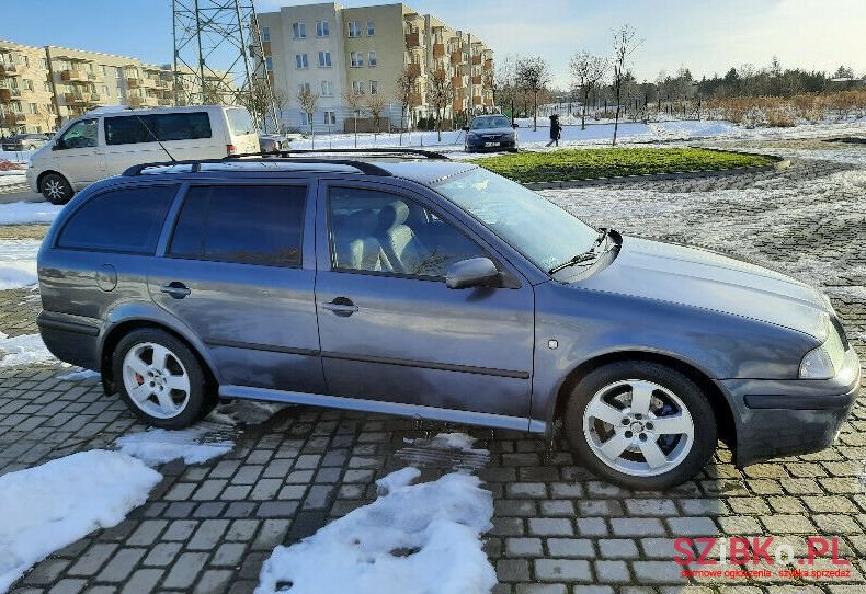 2007' Skoda Octavia photo #1