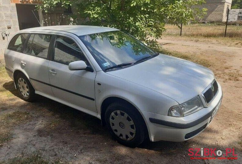 2000' Skoda Octavia photo #1
