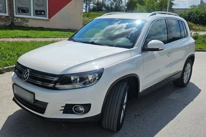 2011' Volkswagen Tiguan