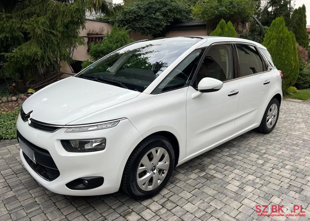 2014' Citroen C4 Picasso photo #3