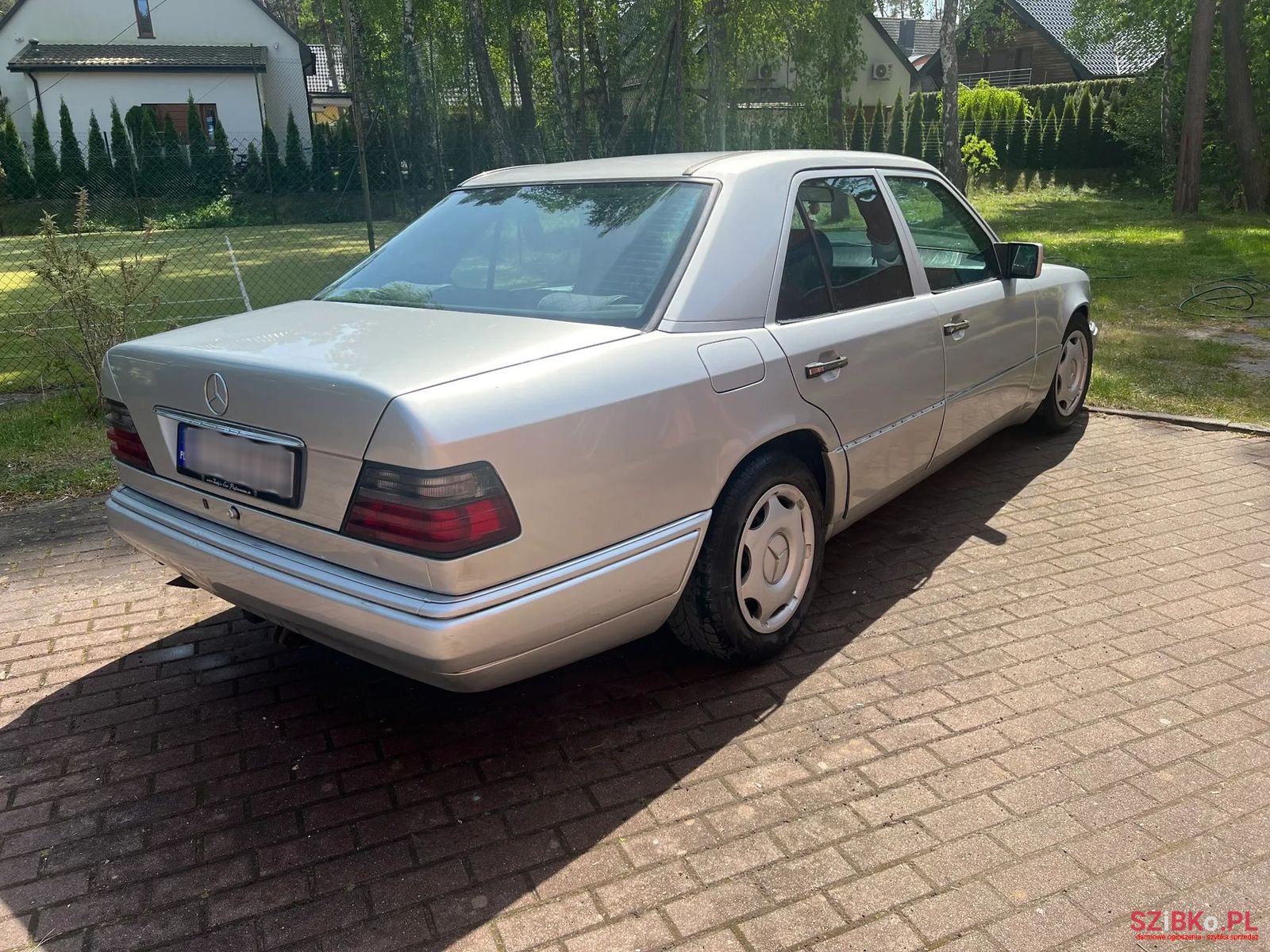 1994' Mercedes-Benz E-Class photo #5