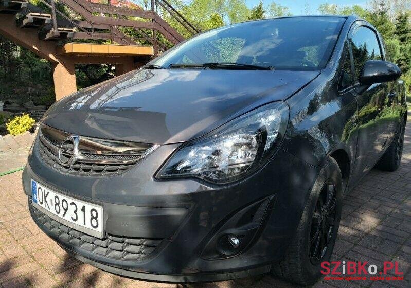 2013' Opel Corsa photo #1