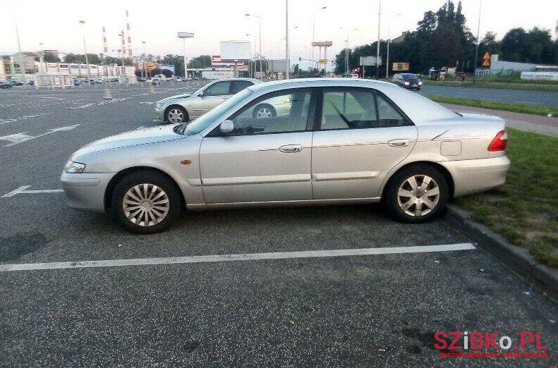 2001' Mazda 626 photo #1