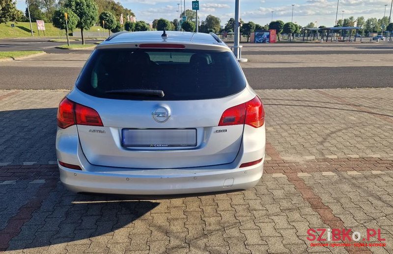 2011' Opel Astra Iii 1.7 Cdti photo #4