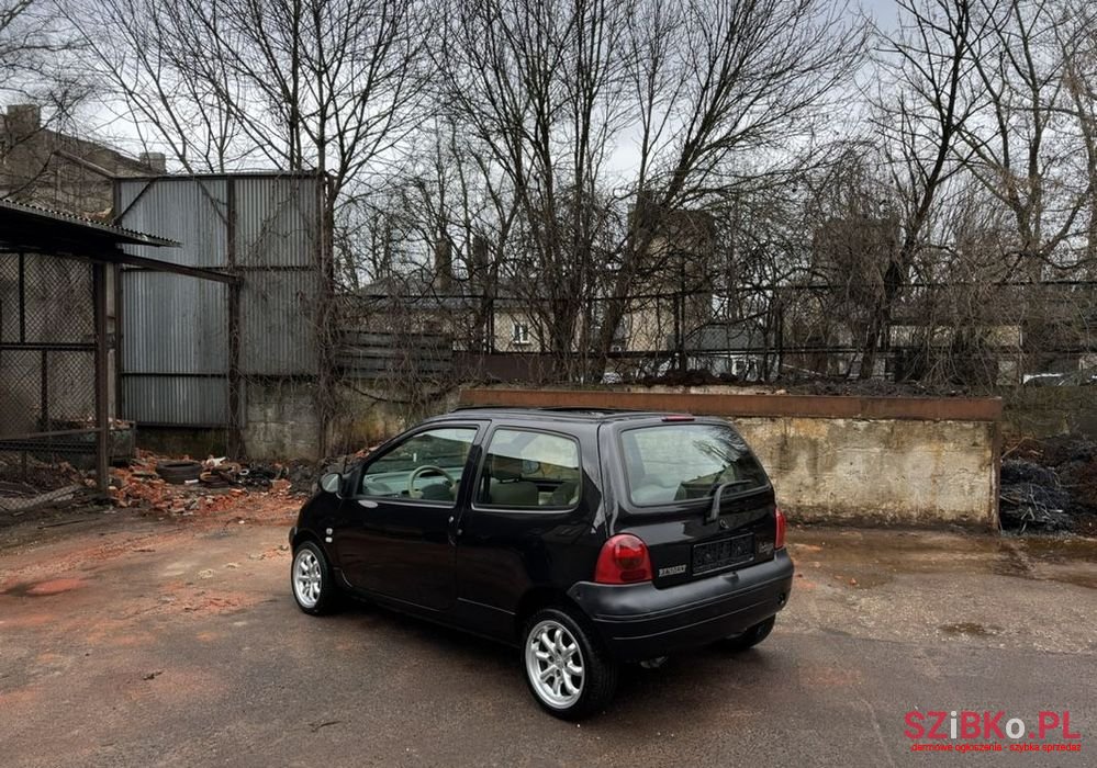 2002' Renault Twingo 1.2 16V Initiale photo #1
