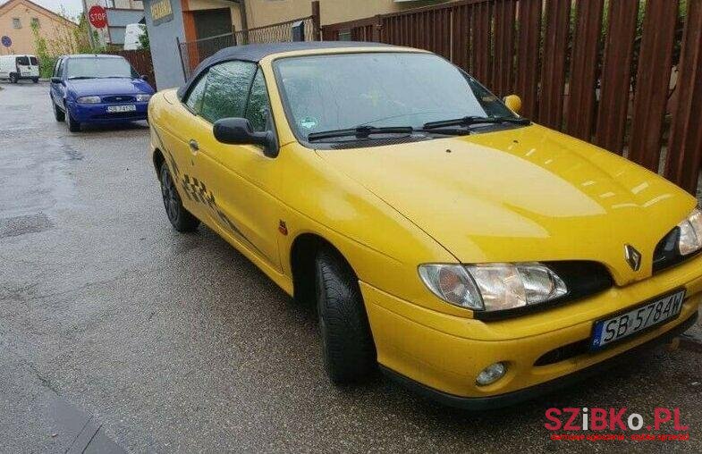 1998' Renault Megane photo #1