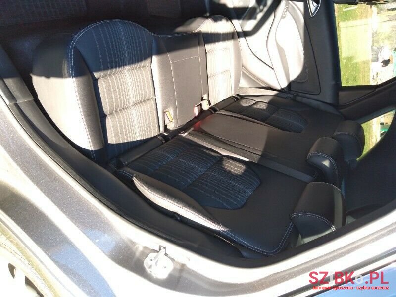 2012' Mercedes-Benz B180 W246 photo #4