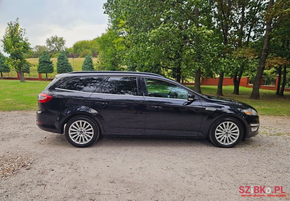 2014' Ford Mondeo photo #1