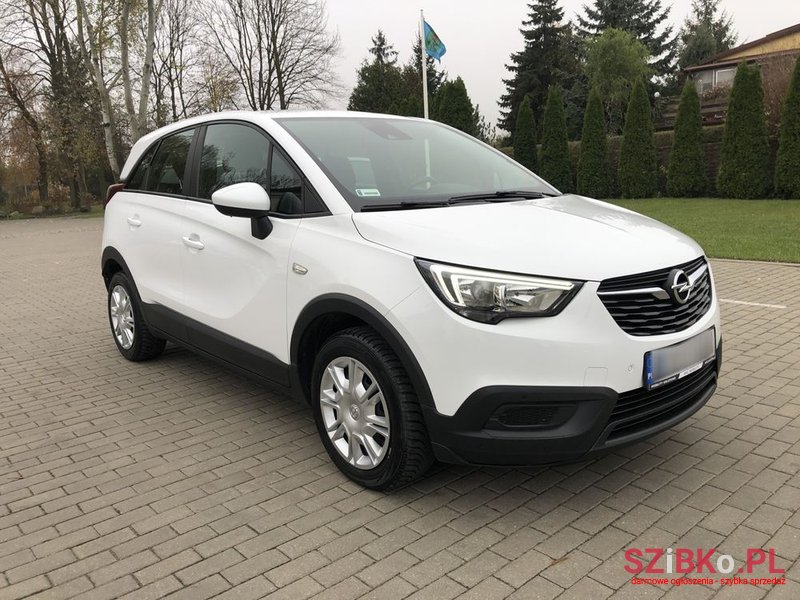 2020' Opel Crossland X photo #1